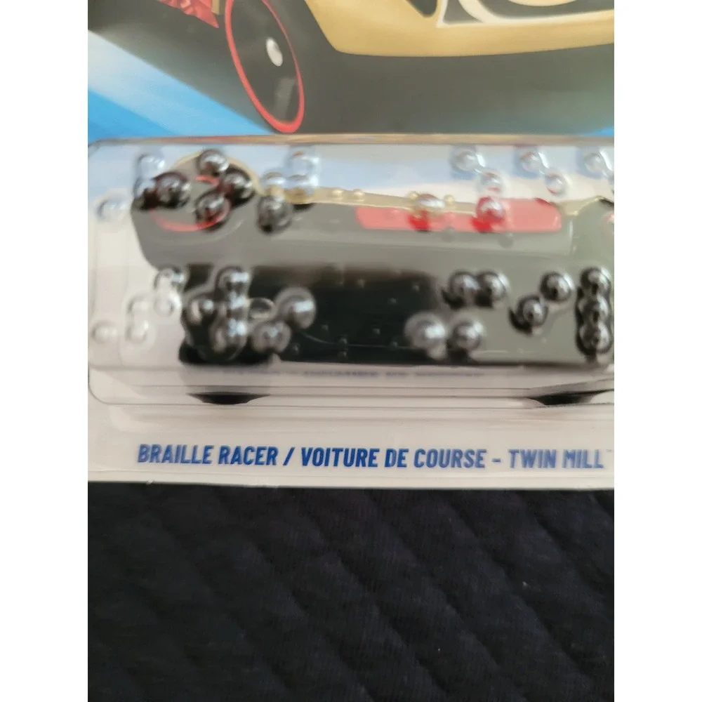 Hot Wheels Braille Racer Twin Mill Gold HW All Drivers Welcome 1/5 40/250 2024